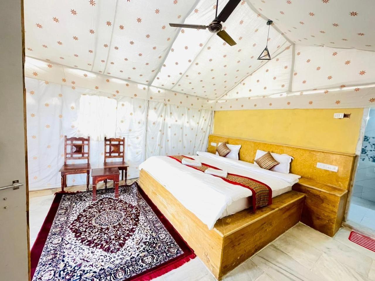 Ozaki Desert Camp Jaisalmer Esterno foto